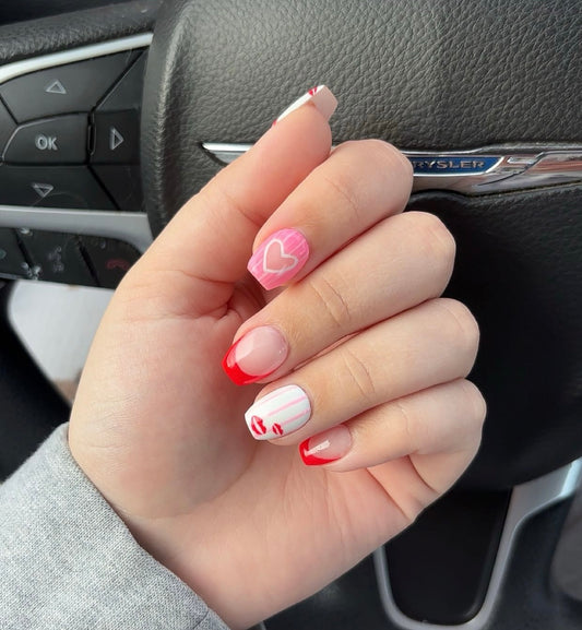 Valentine Hearts & Kisses Nail Set